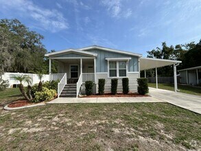 Building Photo - 115 Poinsettia Dr