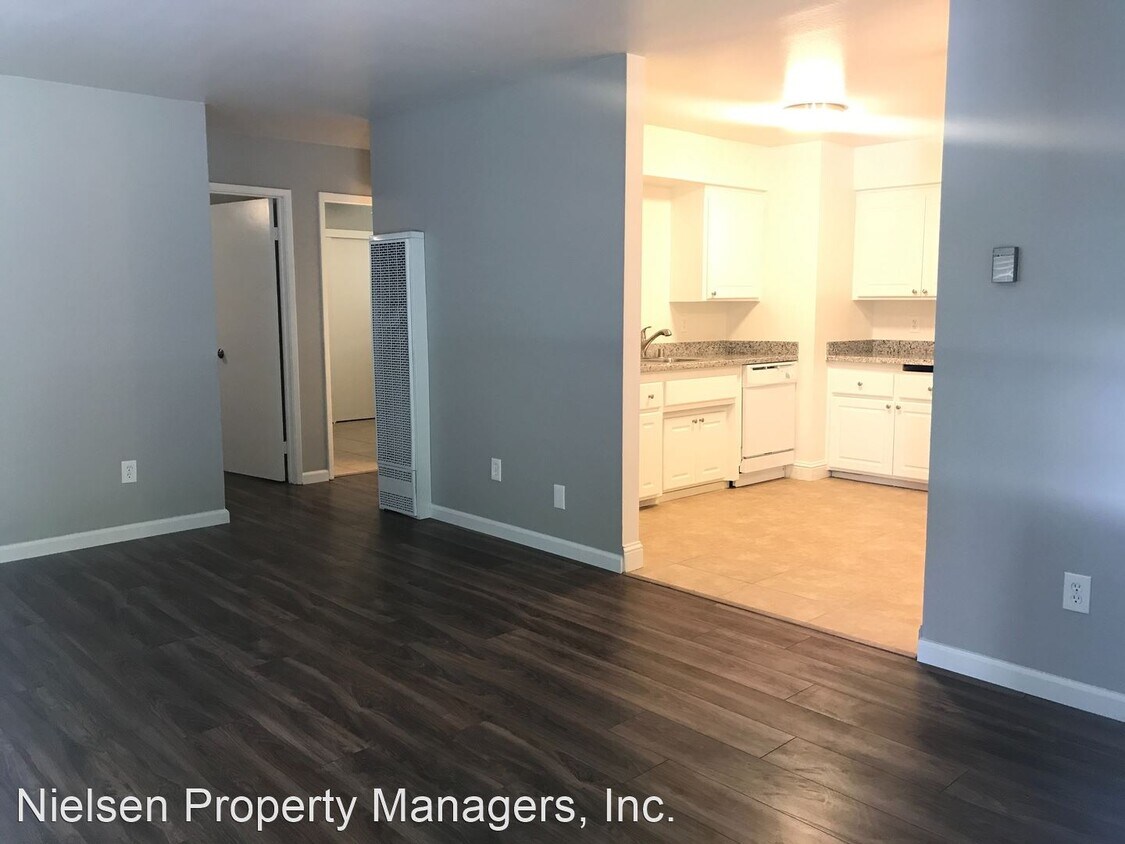 Foto principal - 2505-2523 Sierra Blvd