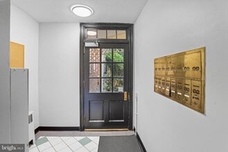 Building Photo - 2302 Colston Dr