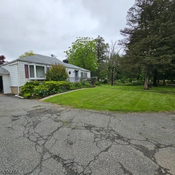 Foto principal - 828 Tabor Rd