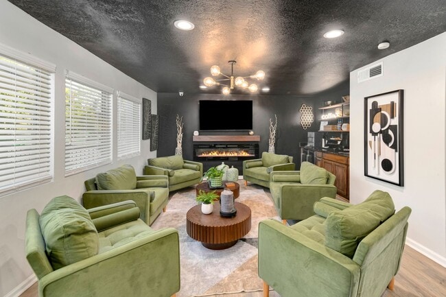 Building Photo - Legend Oaks Gated Community