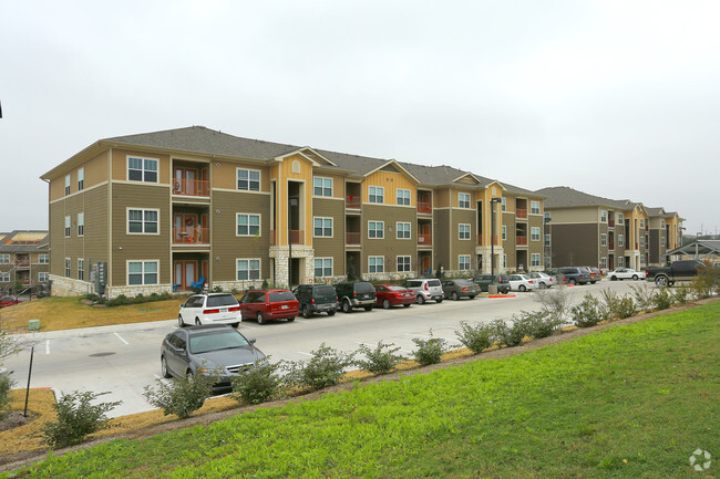 Paddock at Norwood Apartments - Austin, TX | Apartments.com