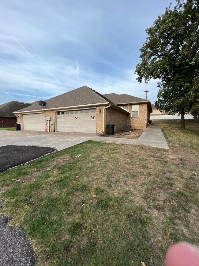 Foto del edificio - 1528 N 24th St