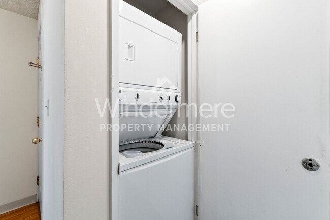 Foto del edificio - Beautiful and remodeled 1-Bedroom Apartmen...