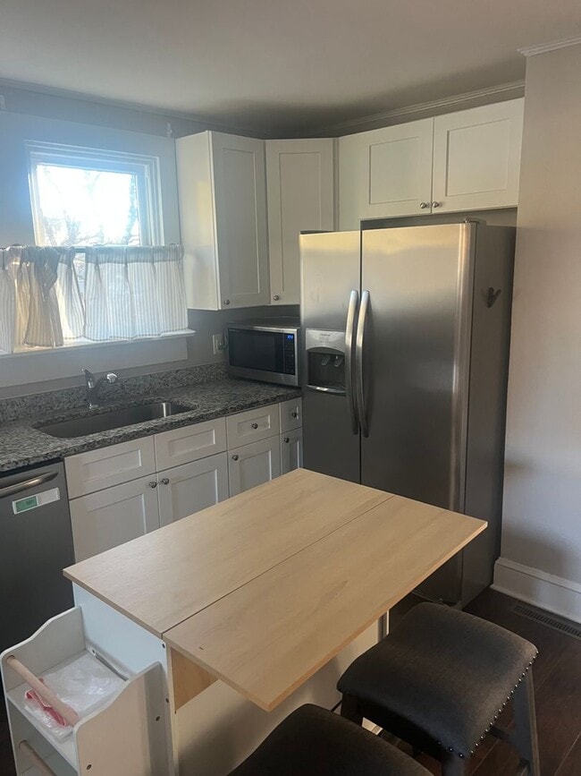 Foto del edificio - 2301 S Ridge Ave