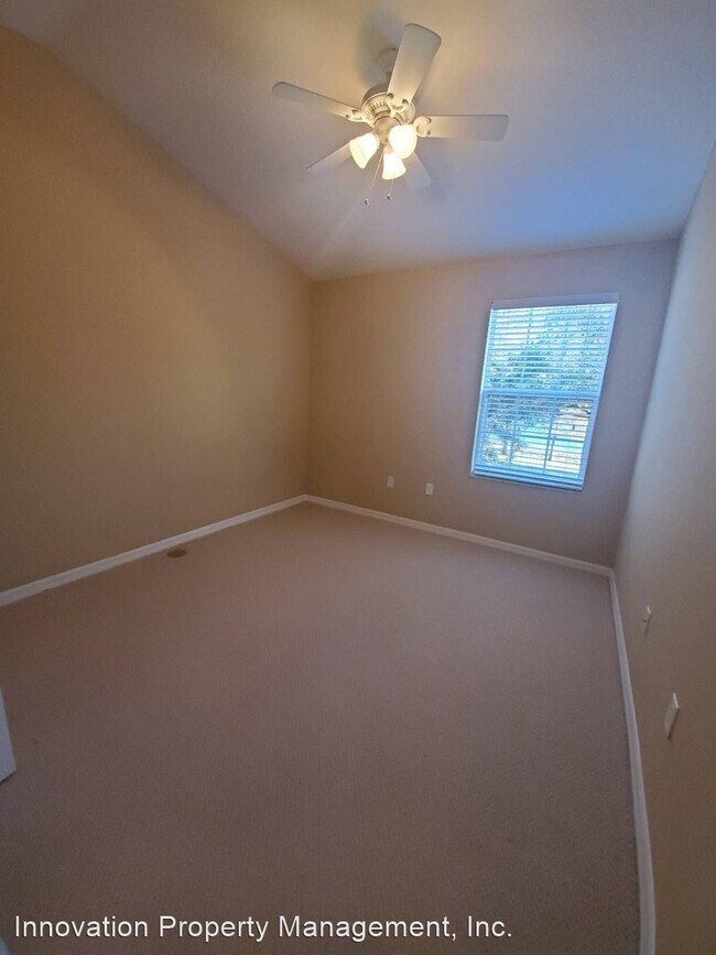 Building Photo - 3 br, 2.5 bath House - 6348 Lake Smith Circle