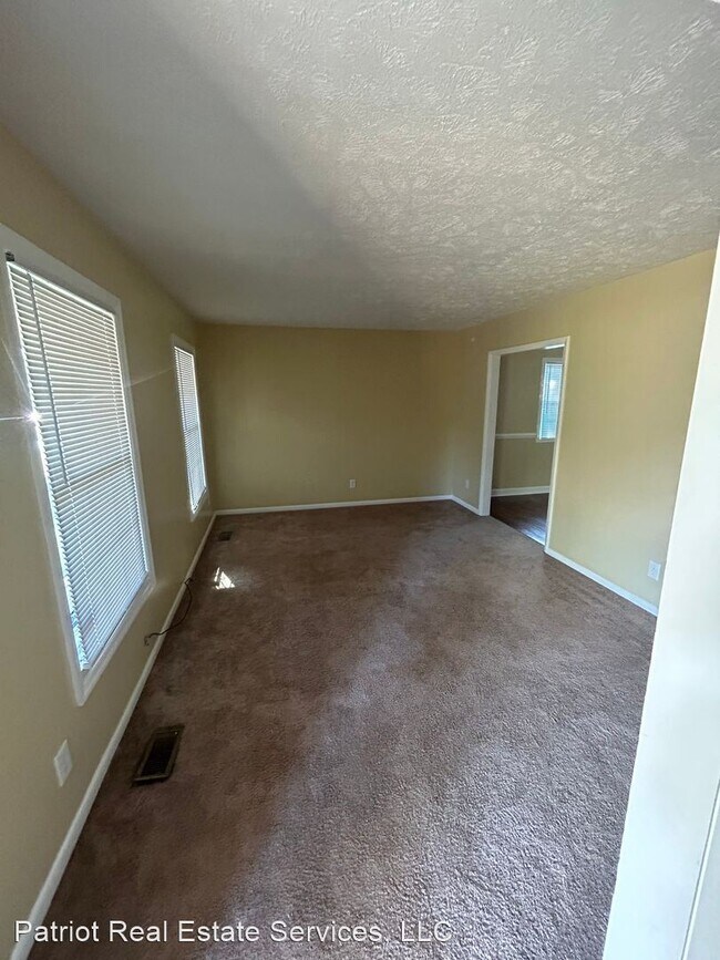 Building Photo - 3 br, 3 bath House - 1602 Diplomat Drive