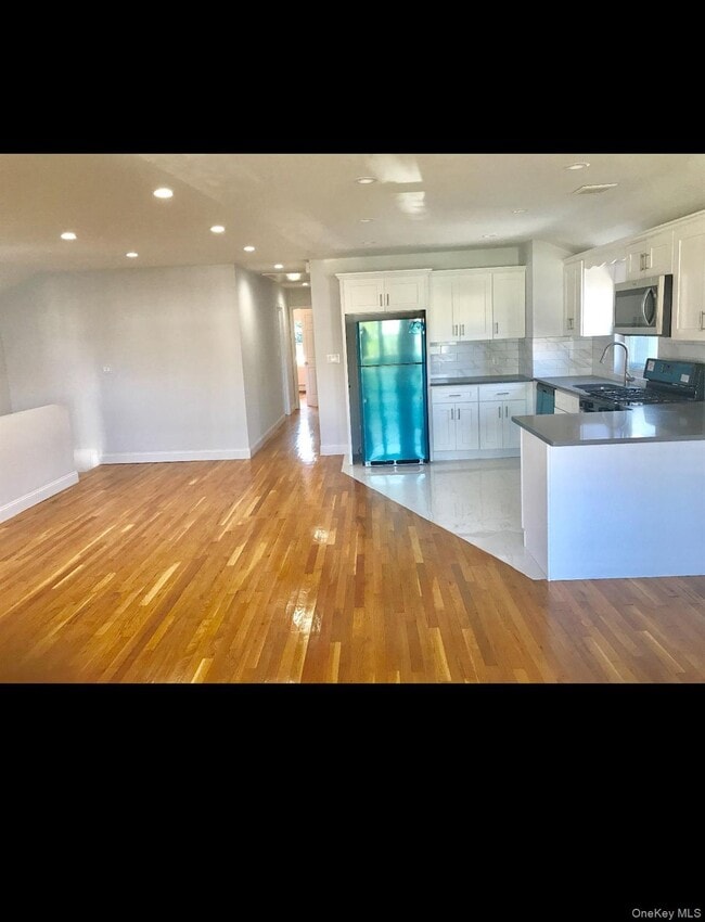 Foto del edificio - 219-48 141st Ave