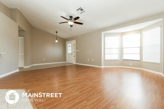 Building Photo - 5459 Hornaway Ave