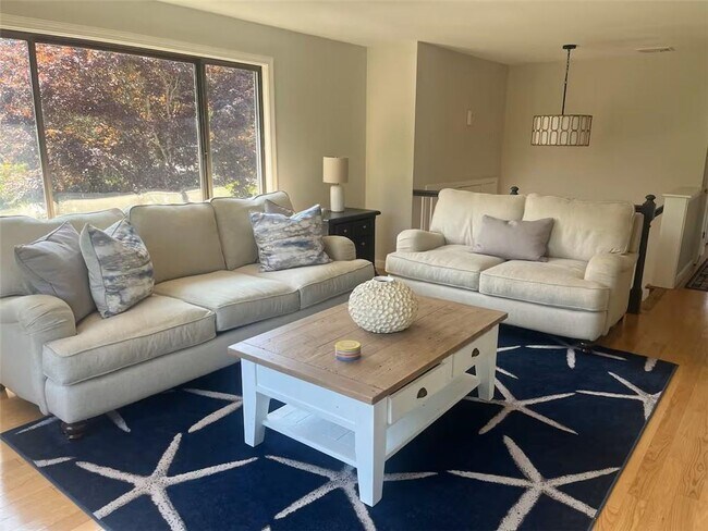 Foto del edificio - 16 Pleasant View Dr