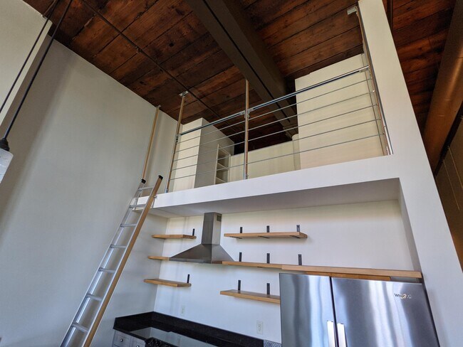 Foto del edificio - 1201 Front Ave