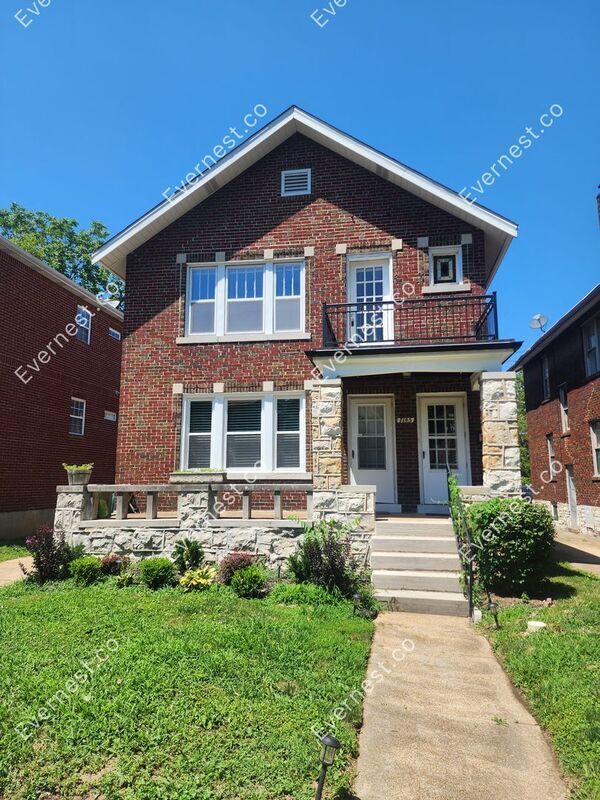 7145 Dartmouth Ave Unit 1, University City, MO 63130 Condo for Rent in University City, MO