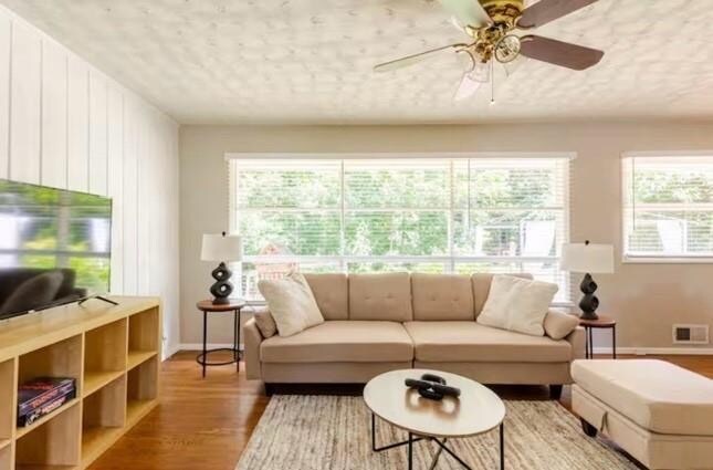 Foto del edificio - 845 Valley Brook Rd