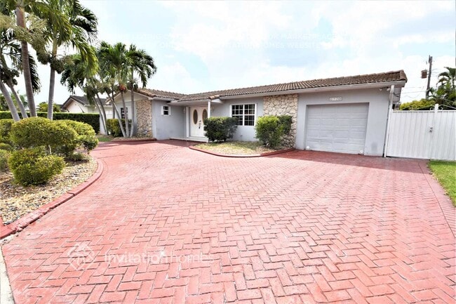 Building Photo - 1720 SW 98th Ct