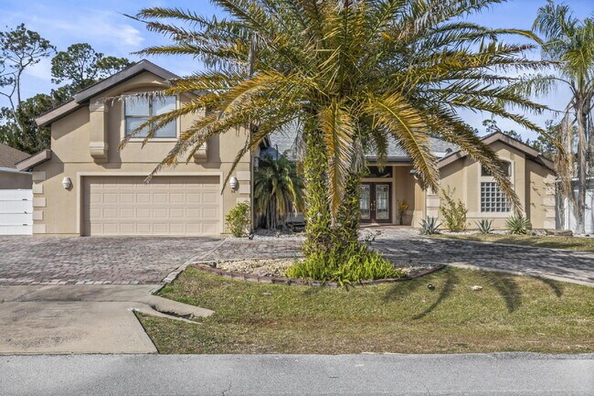 Foto del edificio - 2 Story Pool Home