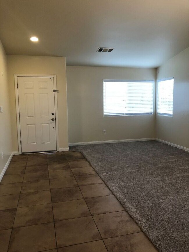 Foto del edificio - 13003 Lake Pueblo Way