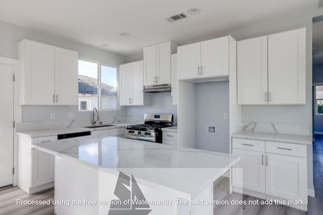 Photo - 11875 Wisteria Ave Apartment