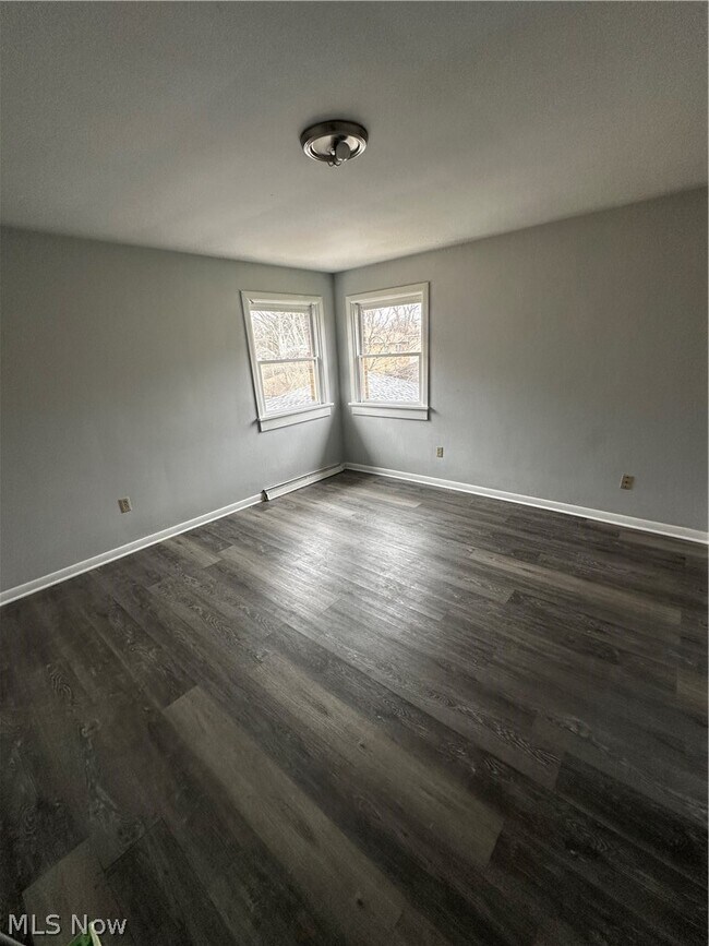 Foto del edificio - 1775 Liberty Dr