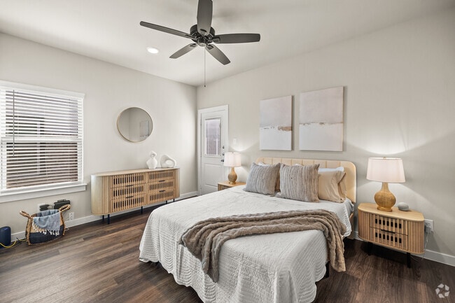 2BR, 2BA - 883SF - Primary Bedroom - Cottages at Deer Creek