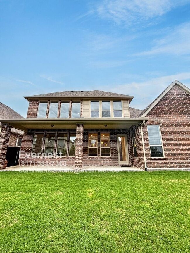 Building Photo - 914 Devonshire Dr