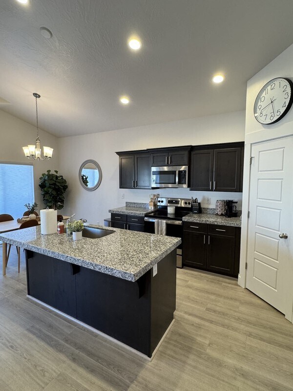 Foto del edificio - 7258 Crystal Brook Dr