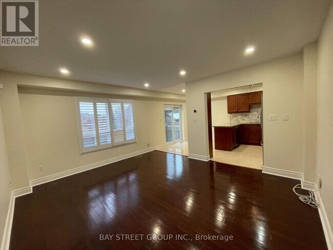 Building Photo - 2165 White Dove Cir