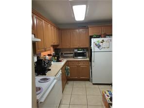 Primary Photo - 8015 SW 107th Ave