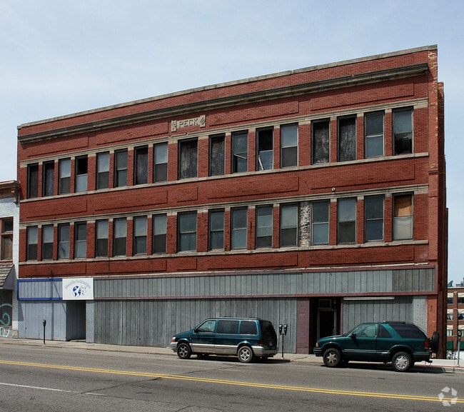 Building Photo - Division Park