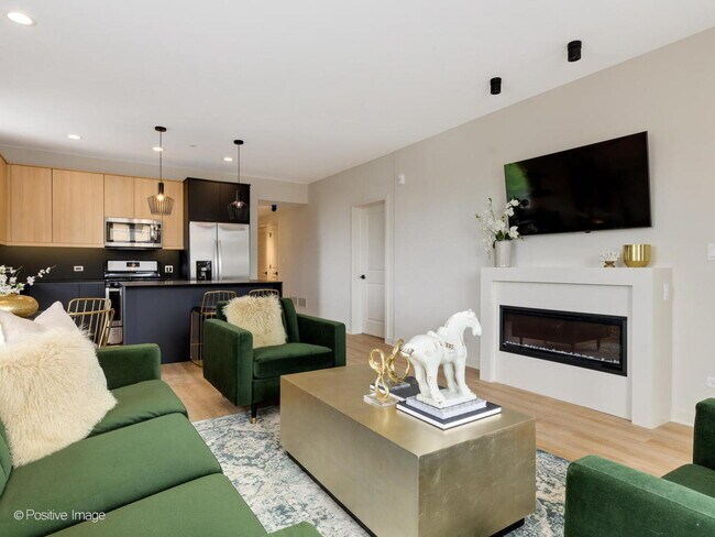 Foto del edificio - 6033 W North Ave