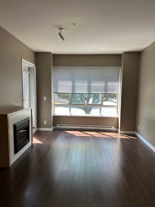 Living Room - 2943 Nelson Pl