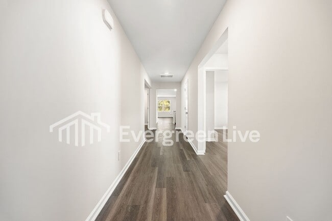 Foto del edificio - Coming Soon!