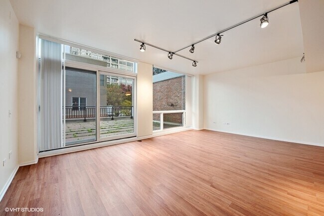 Foto del edificio - 61 W 15th St