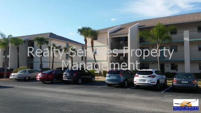 Building Photo - 175 Kings Hwy