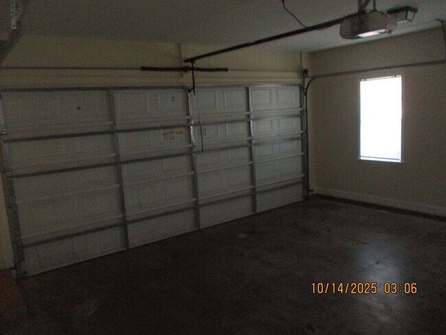 Foto del edificio - 634 Winifred Rd