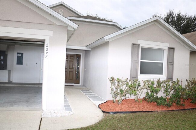 Foto del edificio - 2078 Newtown Rd