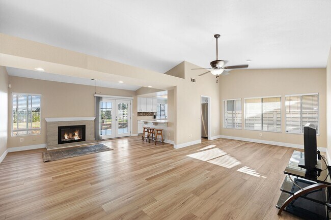 Foto del edificio - Updated 3-Bedroom Home with Modern Upgrade...