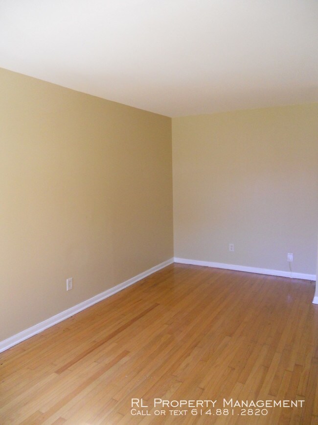 Foto del edificio - 885 N Meadows Ct