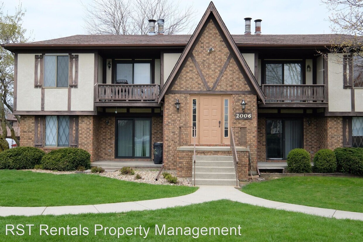 2001 Tracy Dr, Bloomington, IL 61704 Room for Rent in Bloomington, IL