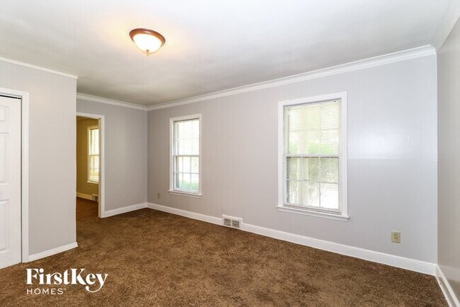 Foto del edificio - 2941 E Glengarry Rd