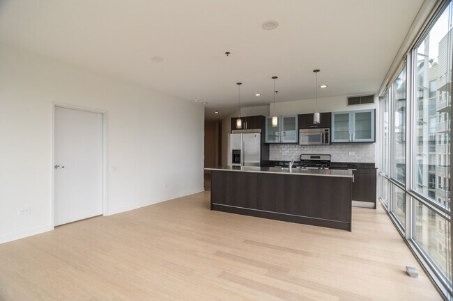 Foto del edificio - 653 N Kingsbury St