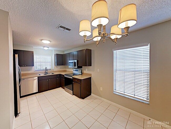 Foto del edificio - 10827 Claymont Dr