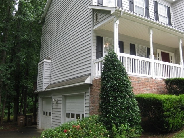 Building Photo - 407 Dacus Place