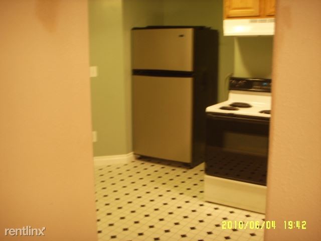 Building Photo - 4861 S 2400 W