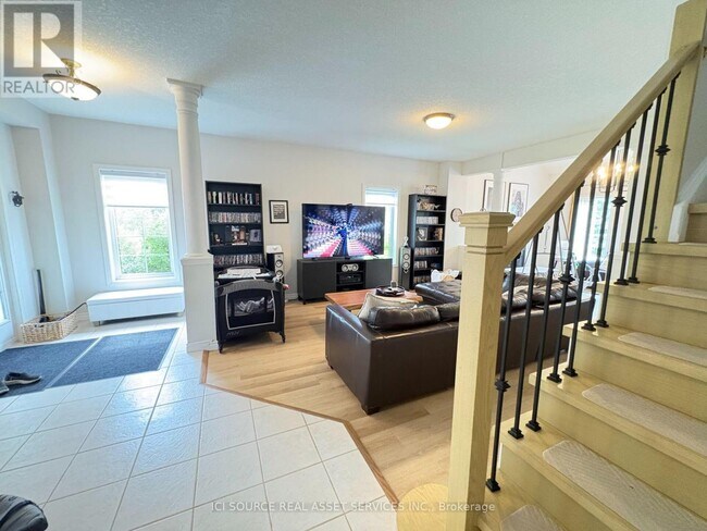 Photo du bâtiment - 2 Woodcrest Ct