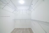 Foto principal - 2401 Collins Ave