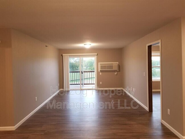 Foto del edificio - 1770 10th Ave E