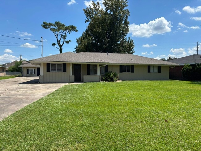 Building Photo - 4541 Young Ln