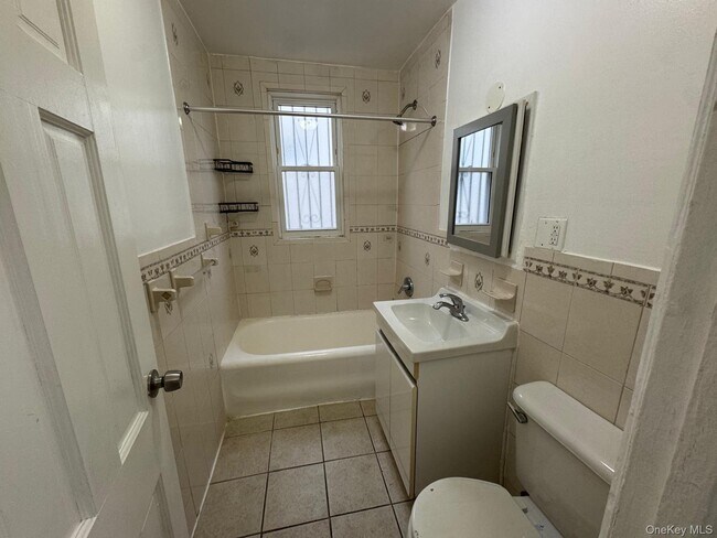 Foto del edificio - 27-24 Gillmore St