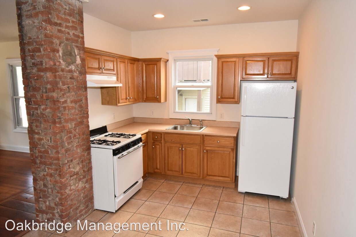 Foto principal - 209 Howe Ave
