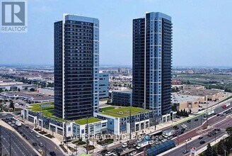 Building Photo - 3600 Hwy 7 W